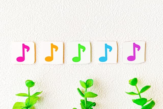 TOKIOの曲をダウンロード